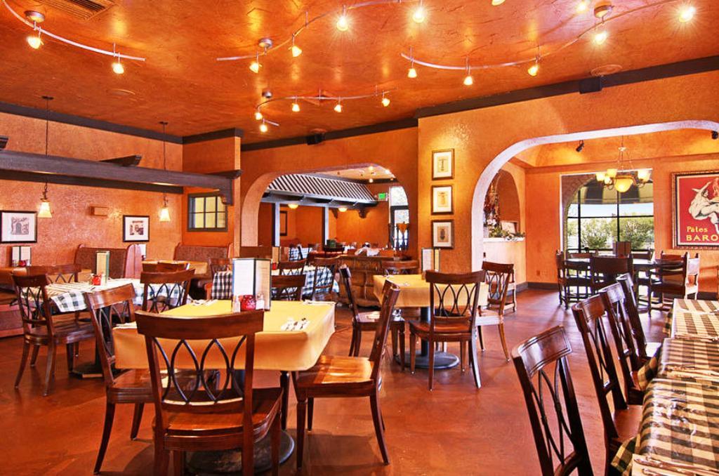 Courtyard Inn 노스하이랜드 외부 사진
